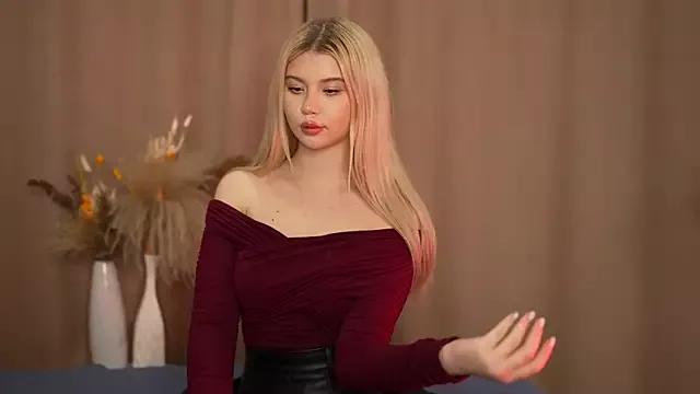 Check out our webcam shows gallery and message on a personal level with our sweet squirt cams hosts, showing off their natural physiques and sex toys.