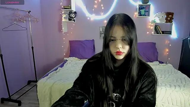 AshleyScarrlet from StripChat is Freechat