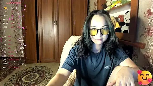 Asia_Elsa from StripChat is Freechat