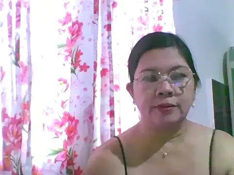 asian_bhebs1 from StripChat is Freechat