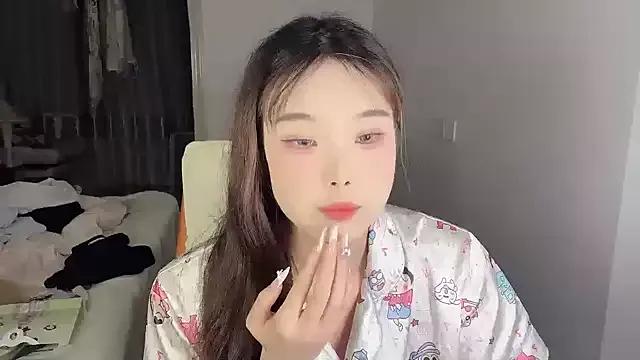 Aurora112 from StripChat is Freechat