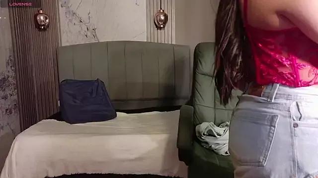Aurora_jones11 from StripChat is Freechat