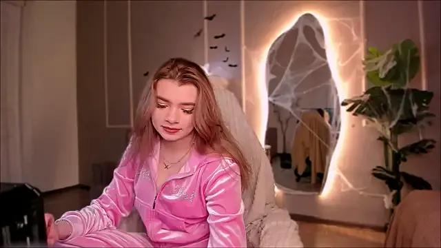 Aurora_Lace from StripChat is Freechat