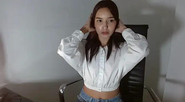 Check out our webcam shows gallery and message on a personal level with our sweet squirt cams hosts, showing off their natural physiques and sex toys.
