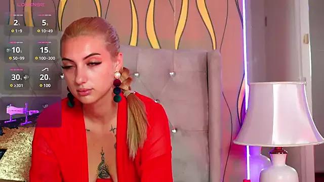 Ava_Bloom_ from StripChat is Freechat