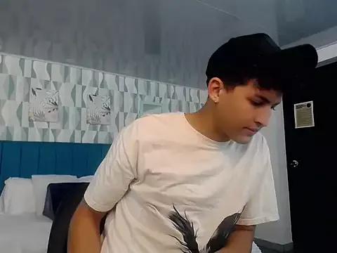 Axel_savage from StripChat is Freechat