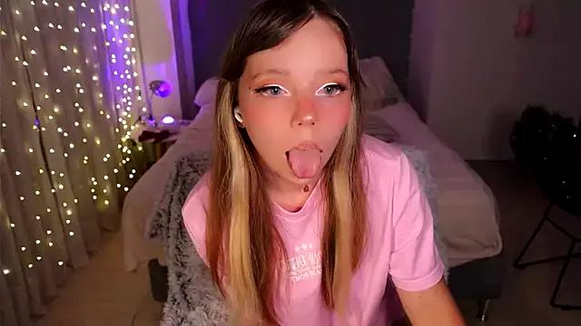 Check out our webcam shows gallery and message on a personal level with our sweet squirt cams hosts, showing off their natural physiques and sex toys.