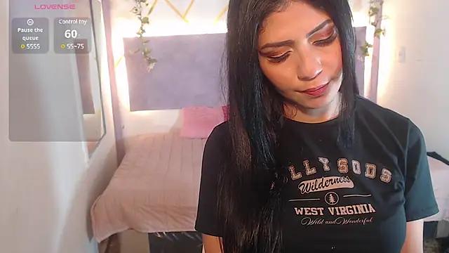Check out our webcam shows gallery and message on a personal level with our sweet squirt cams hosts, showing off their natural physiques and sex toys.