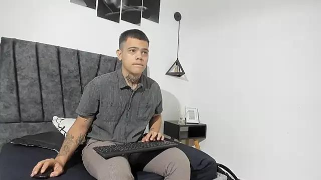 azael_horny_latin from StripChat is Freechat
