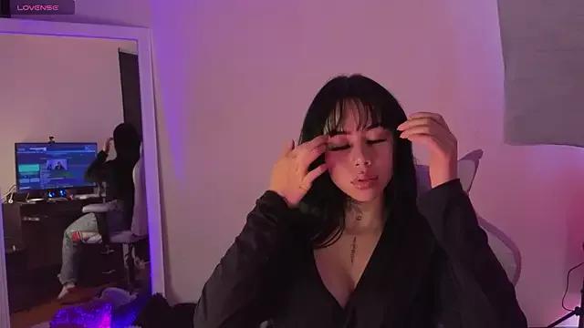 babee_04 from StripChat is Freechat