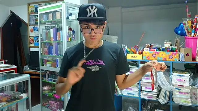 Baby_Cream from StripChat
