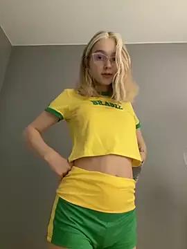 Baby_Tiny from StripChat is Freechat