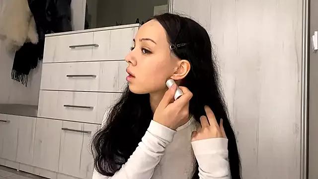 Check out our webcam shows gallery and message on a personal level with our sweet squirt cams hosts, showing off their natural physiques and sex toys.