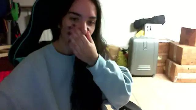 babymelisaaa from StripChat is Freechat