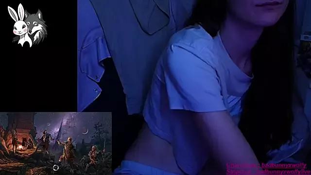 BadBunnyXWolfyLive from StripChat is Freechat