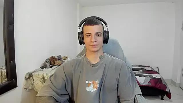Balo_lovers from StripChat is Freechat