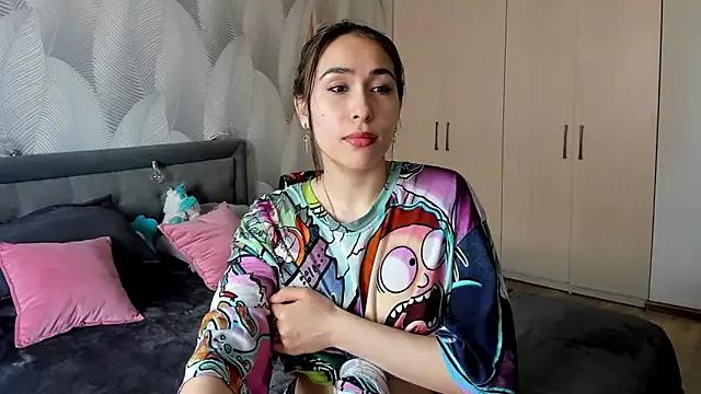 Bambiii_bby from StripChat is Freechat