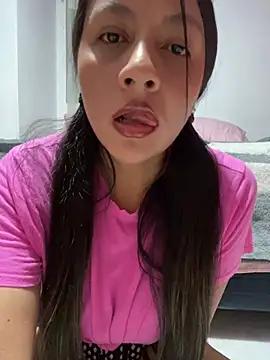 Bamby_milflatina from StripChat