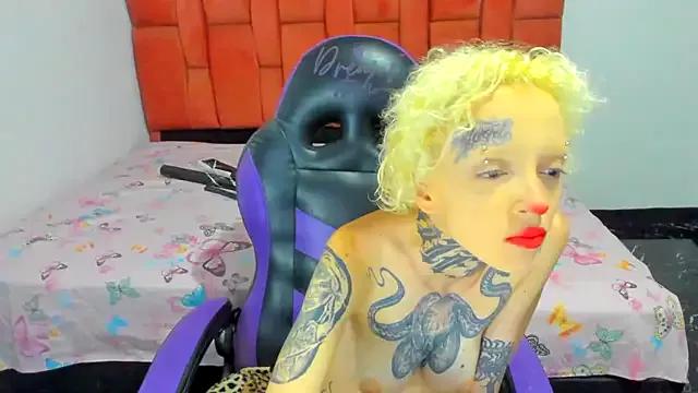 Check out our webcam shows gallery and message on a personal level with our sweet squirt cams hosts, showing off their natural physiques and sex toys.