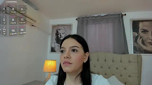 Beautyari_ from StripChat is Freechat