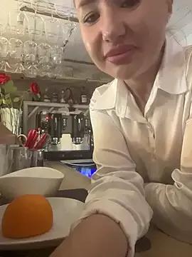beautydiamond from StripChat is Freechat