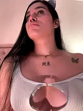 Bella__Wood from StripChat is Freechat