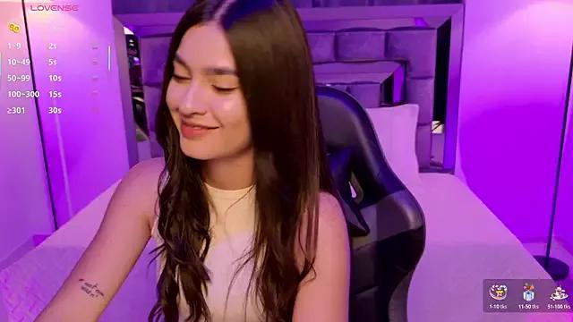 Check out our webcam shows gallery and message on a personal level with our sweet squirt cams hosts, showing off their natural physiques and sex toys.