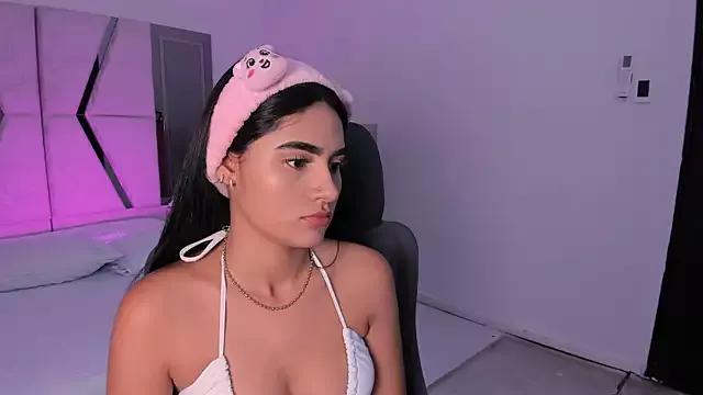 Check out our webcam shows gallery and message on a personal level with our sweet squirt cams hosts, showing off their natural physiques and sex toys.