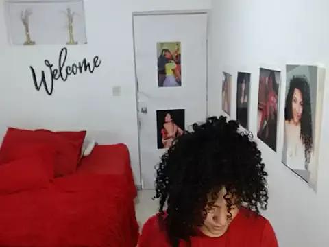 bellacrespalatina from StripChat is Freechat