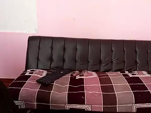 bellah_rose_squirt from StripChat