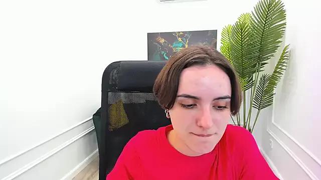 Check out our webcam shows gallery and message on a personal level with our sweet squirt cams hosts, showing off their natural physiques and sex toys.