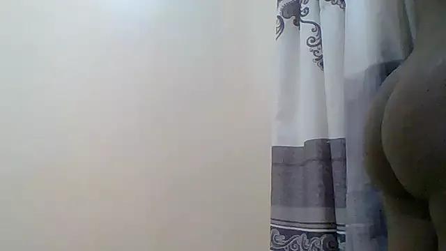 BellaStormi from StripChat is Freechat