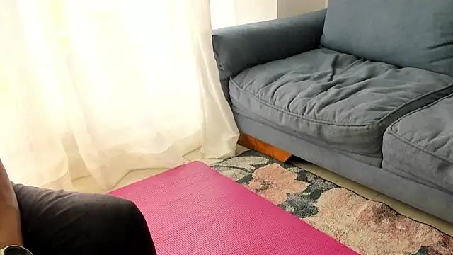 BelleXBeast from StripChat