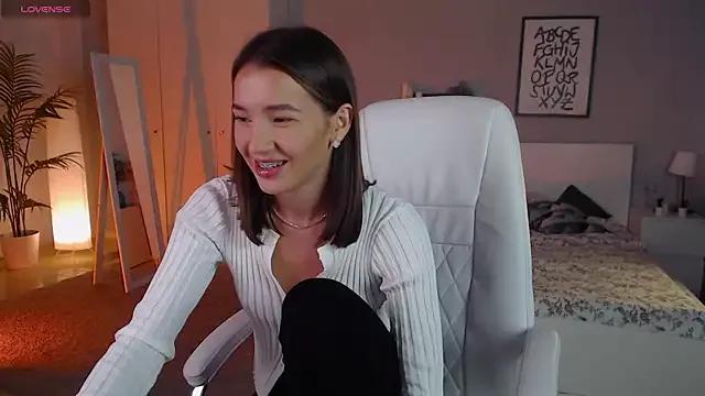 Check out our webcam shows gallery and message on a personal level with our sweet squirt cams hosts, showing off their natural physiques and sex toys.