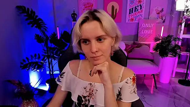 Check out our webcam shows gallery and message on a personal level with our sweet squirt cams hosts, showing off their natural physiques and sex toys.