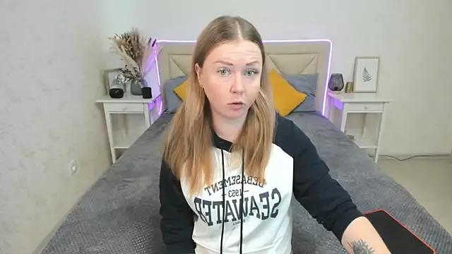 Check out our webcam shows gallery and message on a personal level with our sweet squirt cams hosts, showing off their natural physiques and sex toys.