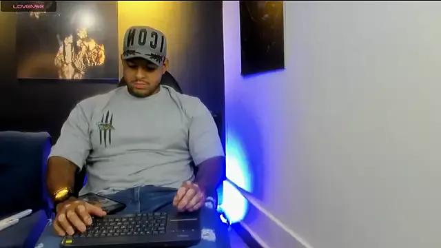 Big_furry_bear13 from StripChat is Freechat