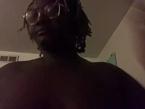 BigKittyRaven from StripChat is Freechat