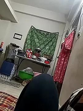 bigtelugubhama from StripChat is Freechat