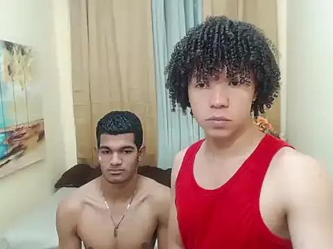 Black_hugecock from StripChat is Freechat