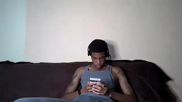 BlackBullTitus from StripChat is Freechat