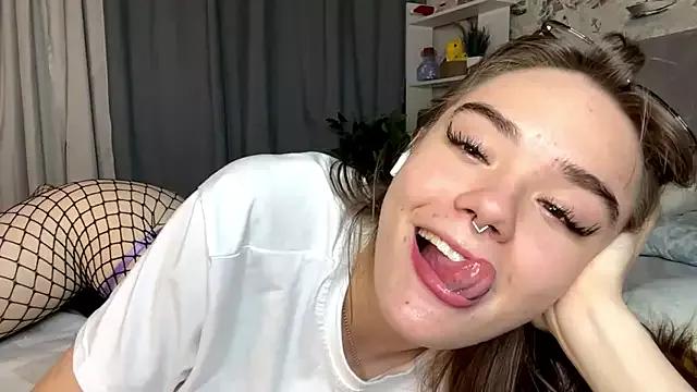 Check out our webcam shows gallery and message on a personal level with our sweet squirt cams hosts, showing off their natural physiques and sex toys.