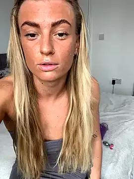 Blonde_BambiXX from StripChat is Freechat