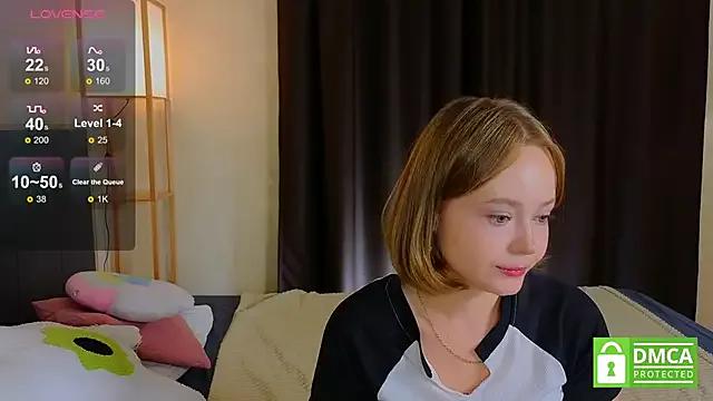 BlossomFae_ from StripChat is Freechat