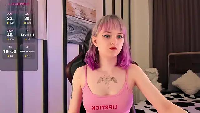 Check out our webcam shows gallery and message on a personal level with our sweet squirt cams hosts, showing off their natural physiques and sex toys.
