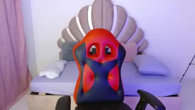 Check out our webcam shows gallery and message on a personal level with our sweet squirt cams hosts, showing off their natural physiques and sex toys.