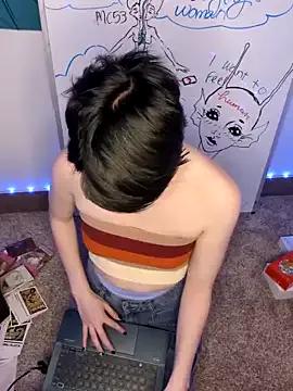 Check out our webcam shows gallery and message on a personal level with our sweet squirt cams hosts, showing off their natural physiques and sex toys.