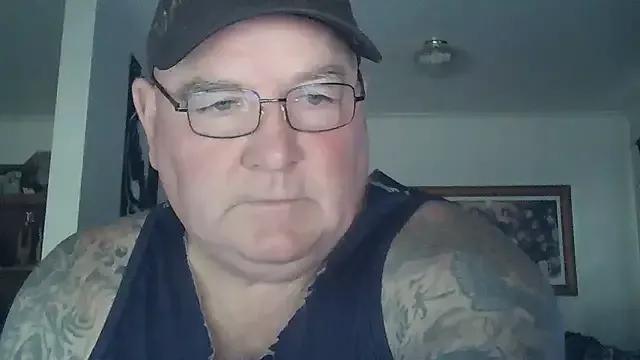 Photos of BLUEYEDBEAR69 from StripChat is Freechat