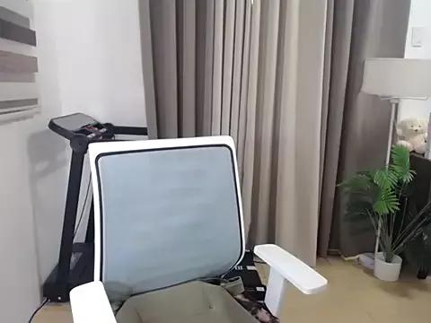 Bombshell_Ashy from StripChat is Freechat