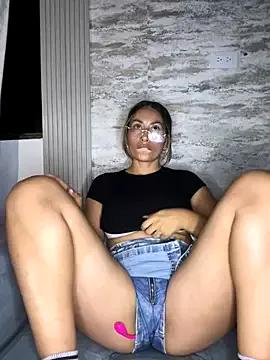 Check out our webcam shows gallery and message on a personal level with our sweet squirt cams hosts, showing off their natural physiques and sex toys.